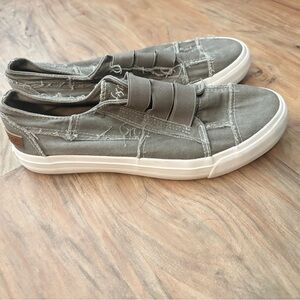 Blowfish Malibu Marley Dark Gray Slip On Sneakers